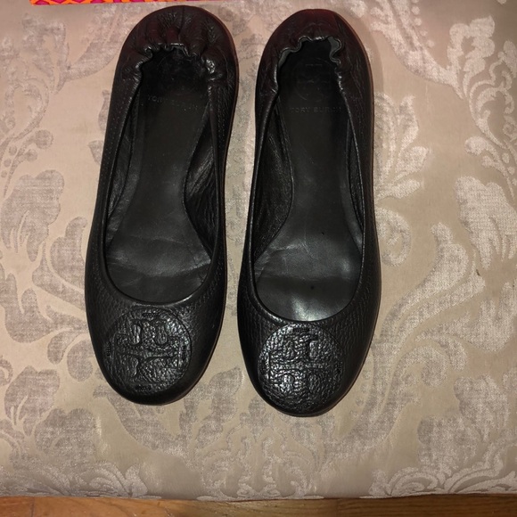 Shoes - Picture 3 of 4